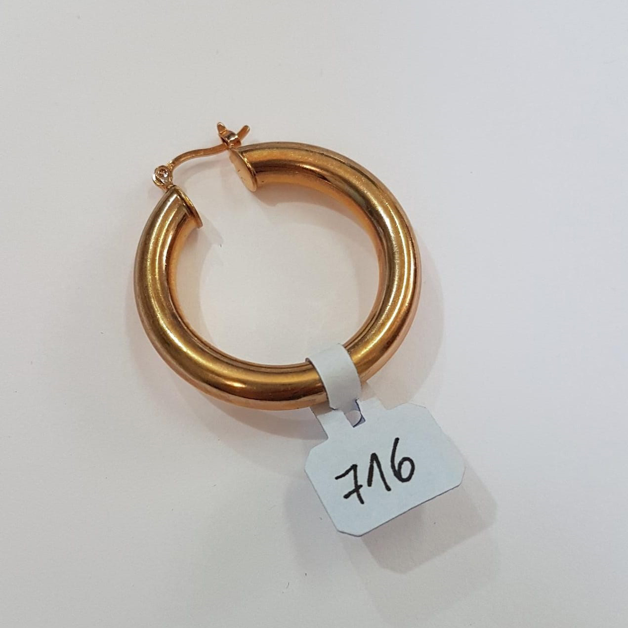 716.jpg